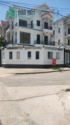 Bán nhà mặt tiền đường số Phạm Thế Hiển, 5x19, 4 tầng chỉ 7.7tỷ