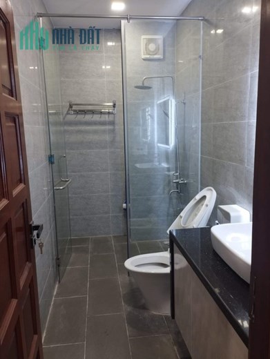 Bán nhà mặt tiền đường số Phạm Thế Hiển, 5x19, 4 tầng chỉ 7.7tỷ