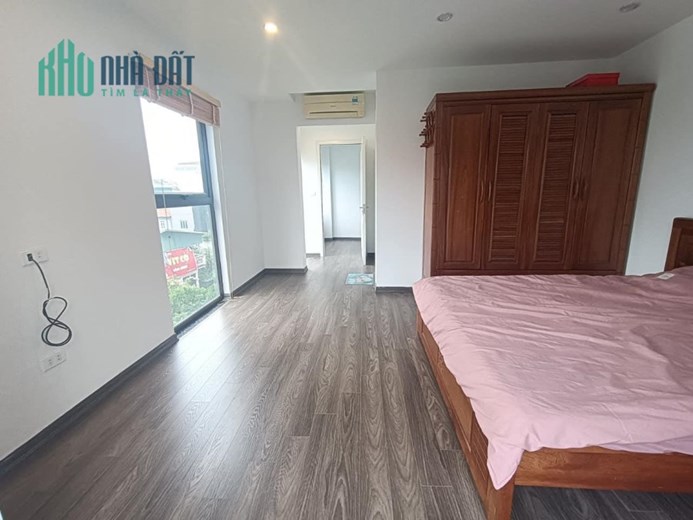 BÁN NHÀ THẠCH BÀN DÂN XÂY 6 TẦNG 48M-  GARA Ô TÔ- LÔ GÓC VUÔNG- VÀI BƯỚC CHÂN RA CHỢ- NGÕ THÔNG