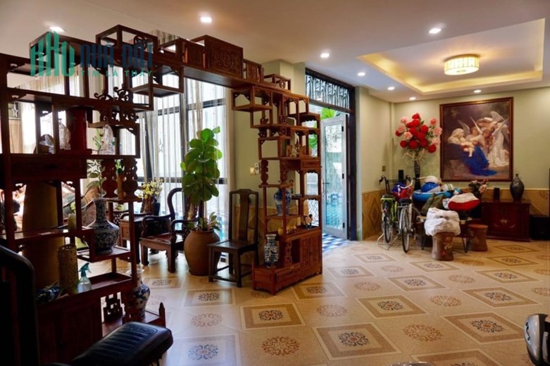 Định cư bán nhanh biệt thự 5 tầng có hồ bơi đường Nguyễn Trọng Tuyển ,p1 , Tân Bình ,giá tốt 