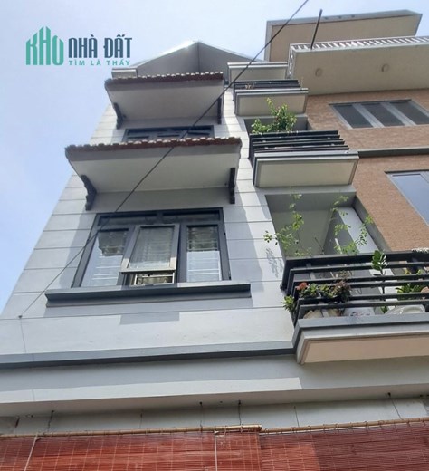 Chỉ hơn 2 tỷ sở hữu căn nhà mới, đẹp, 4 tầng chân cầu Đông Trù, Đông Anh, ngõ thông, ô tô đỗ cửa.