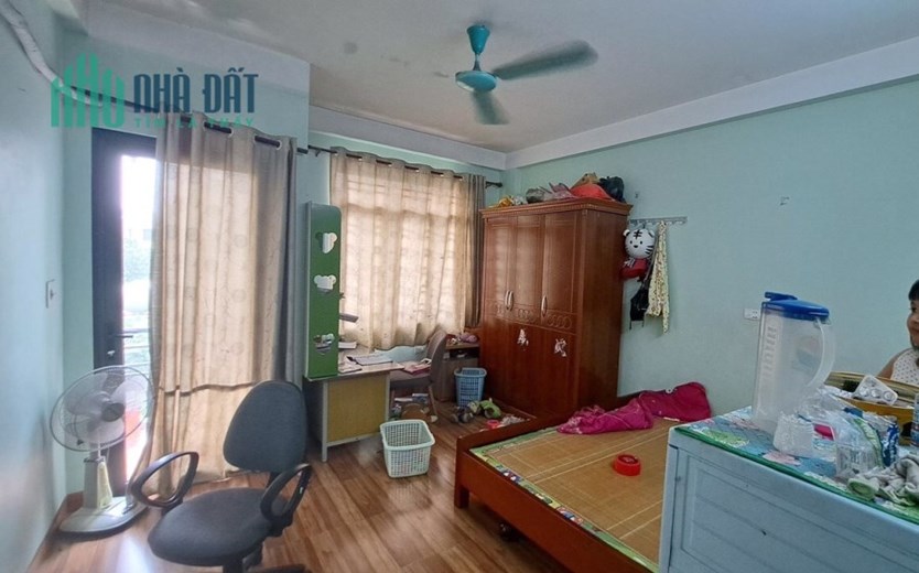 Chỉ hơn 2 tỷ sở hữu căn nhà mới, đẹp, 4 tầng chân cầu Đông Trù, Đông Anh, ngõ thông, ô tô đỗ cửa.