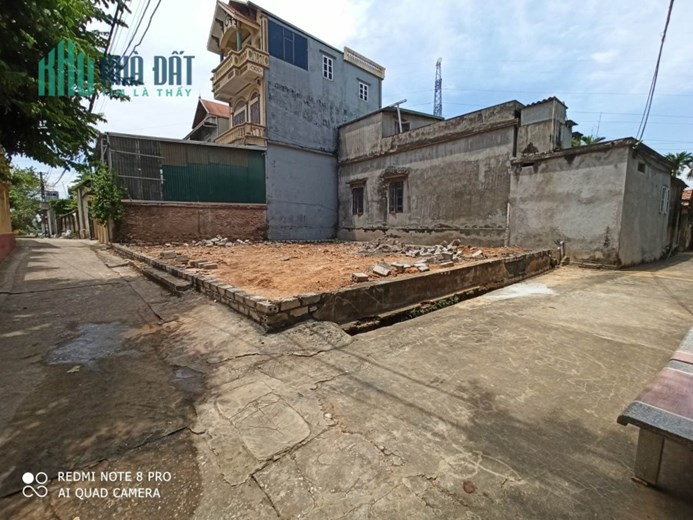 Cần Bán Lô Góc 148m Full Thổ Cư Đường Thông Ô Tô Tại Trung Hòa Giá 1.5 Tỷ