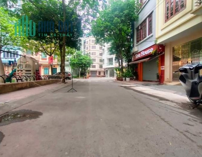 Bán nhà dân xây Đặng Thùy Trâm - Hoàng Quốc Việt, vỉa hè, ô tô, kinh doanh 56m x 5T x 16.8 tỷ