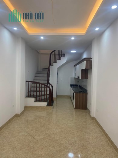 Bán nhà Trương Định, nhà mới ngõ thông tứ tung, DT34m2, giá 3.7 tỷ.