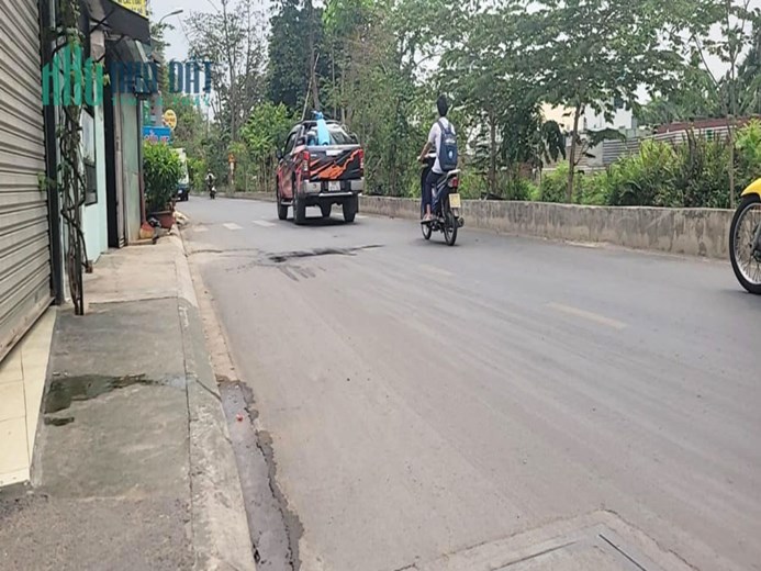 HXH THẠNH LỘC QUẬN 12 - 60M2, NGANG 5M HIẾM, GẦN CHỢ CẦU ĐỒNG, 5 PHÚT QUA GÒ VẤP CHỈ 3 TỶ.