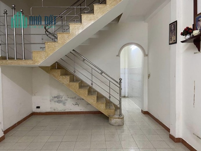 .Nhà Ông Ích Khiêm, gần Mặt Tiền, kiệt rộng hơn 4m, 50m2, 2.x tỷ