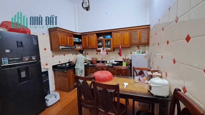 Bán nhà MỄ TRÌ, 40m, 5T, hơn 4 tỷ, cạnh nhà Văn Hóa, ô tô, ngõ thông, kd nhỏ