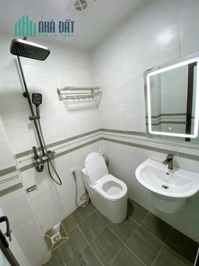 Cần Bán Nhà Thịnh Hào nở hậu gần ô tô 31m 4Tg MT 4,1m chỉ 3,85 tỷ.