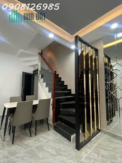 GẦN MẶT TIỀN-NHÀ MỚI ĐẸP-Nguyễn Trãi Quận 5 -4Tầng XÍU 5TỶ