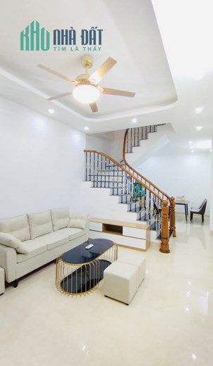 Đất vàng Cầu Giấy an sinh đỉnh giá rẻ bất ngờ 4 tỷ 1