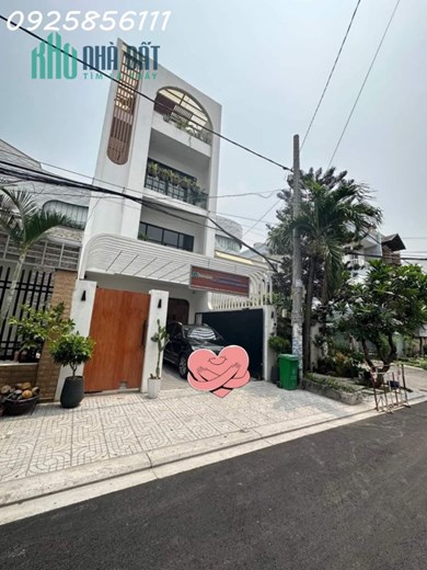 Nhà bán mới ở ngay, kiến trúc Tây Âu 108m ngang lớn 6m Đường 8m, vuông vức