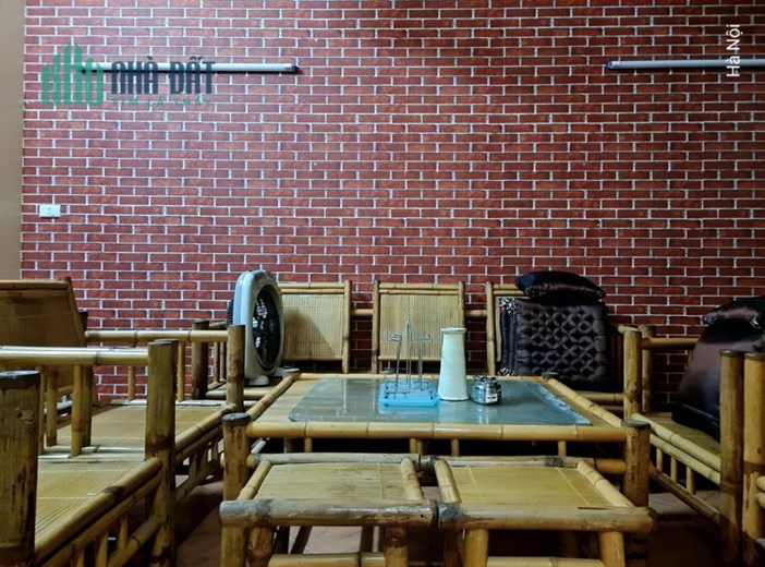 Cho thuê nhà Đào Tấn, 125m2, mt10m, 3T, 3P, 25tr. Ba Đình.