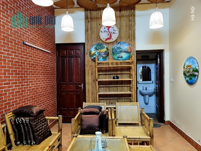 Cho thuê nhà Đào Tấn, 125m2, mt10m, 3T, 3P, 25tr. Ba Đình.