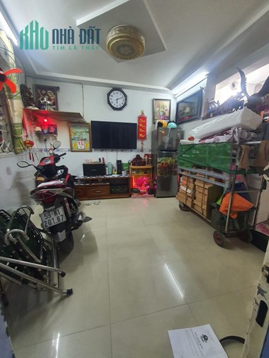 Bán nhà 3 tầng 3PN đẹp Tân Hòa Đông, Quận 6, 21m2, chỉ 2.3 tỷ TL