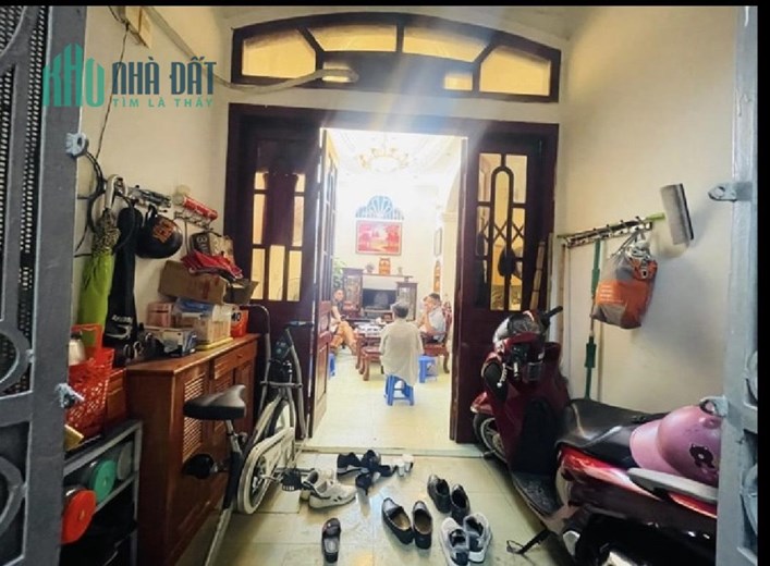 Bán nhà ngõ 22 Tôn Thất Tùng dân xây, gần ĐH Y Hà Nội, 38m2, 3.85 tỷ
