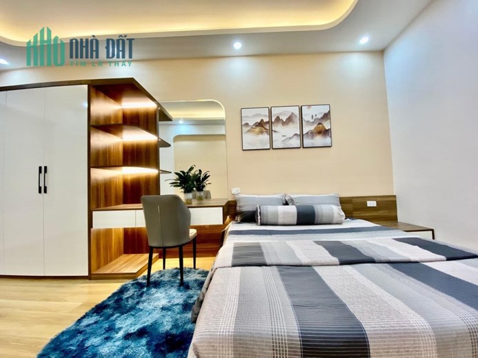 Bán nhà phố Trương Định, 31m x 5 tầng , Ngon Bổ Rẻ , Chỉ 3 tỷ 300