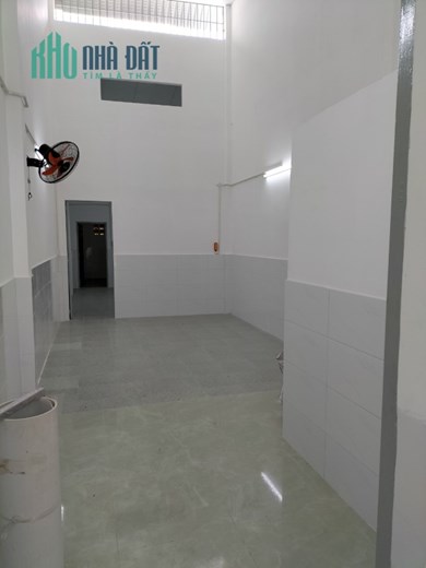 Cho thuê nhà HXH  gần Lũy bán Bích quận tân Phú 90m2 chỉ 9 triệu