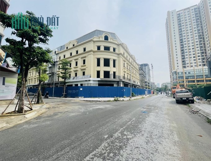 Nhà liền kề trung tâm Thanh Xuân, mặt đường 30m, xây dựng 6 tầng, vỉa hè 8m, 23 tỷ
