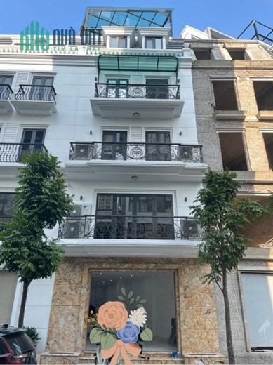 BIỆT THỰ LIỀN KỀ Ô TÔ TRÁNH - VỈA HÈ KINH DOANH SẦM UẤT VĂN PHÒNG CÔNG TY VỊ TRÍ ĐẸP NHẤT NGUYỄN