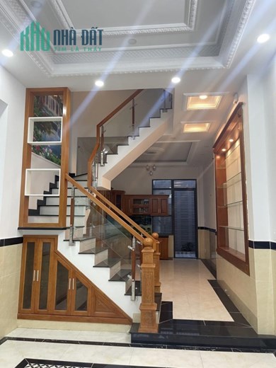 Bán nhà Thích Quảng Đức Quận Phú Nhuận, 60m2, 3Tầng , Chỉ Nhỉnh 7Tỷ.