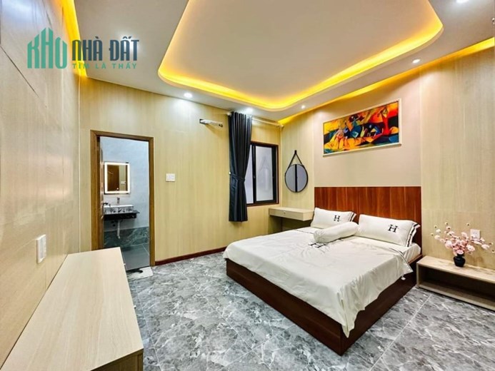 Nhà đẹp, ở ngay, 5 tầng, 4x16m, Phạm Văn Chiêu, HXH  1 trục chỉ 6.58 tỷ
