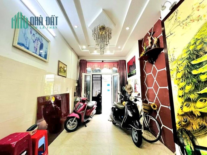 CHỦ ĐI ĐỊNH CƯ CẦN BÁN NHÀ HXH NHỈNH ♻️4 TỶ - 40M2 - 5️ TẦNG -GẦN CITYLAND - CÁCH 3 CĂN RA ♻️MẶT