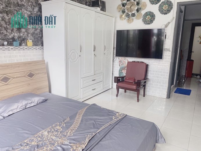Cho thuê CHDV Tầng 1 - 30m2 Full nội thất Hẻm 181 Âu Dương Lân P3Q8