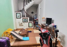 Bán nhà Nguyễn An Ninh, nhà siêu gần phố, Sh quay đầu thoải mái, DT34m2, giá 3.5 tỷ.