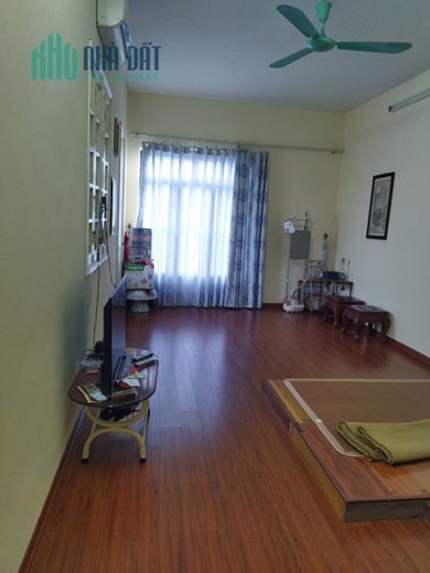 Bán nhà Lạc Trung, DT lên tới 50m2, thoáng trước sau, ngõ rộng, giá 4.3 tỷ.