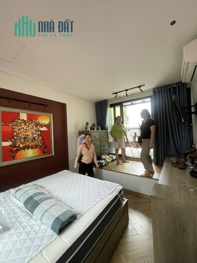 Cho Thuê Nhà Thiết Kế Đẹp 3 Tầng, Vỉa hè rộng, Mặt Phố Hàng Đồng, giá 15tr/Tháng, KD tốt