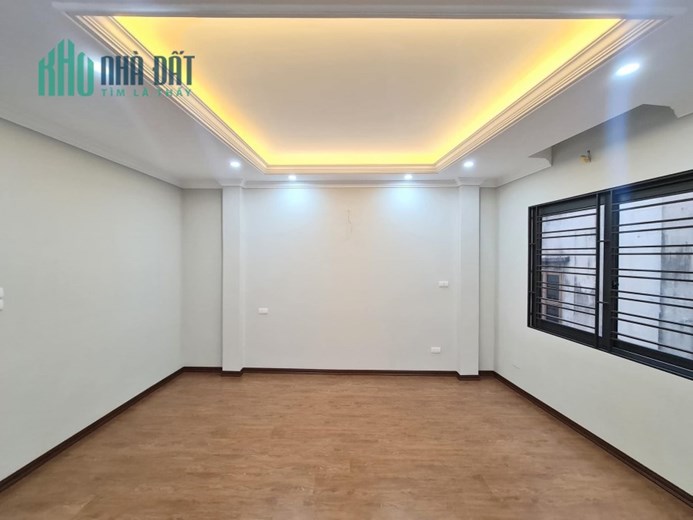 ⚜️ Bán nhà Mặt Phố Bùi Xương Trạch, Thanh Xuân, 175m2 2T MT 7.7m, Chỉ 28 Tỷ ⚜️