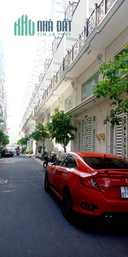 Bán nhà An Dương Vương  Quận 8 , 5 lầu, 5PN. 
giá chỉ 7,3 tỷ