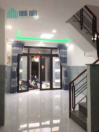 + Bán Gấp Nhà Sơn Kỳ Tân Phú Ngay AEON TÂN PHÚ cách chợ Sơn Kỳ 200m 32m2 ,4 Tầng Nhỉnh 3 tỷ