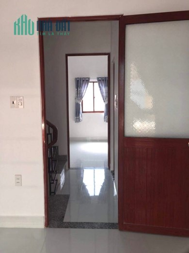 + Bán Gấp Nhà Sơn Kỳ Tân Phú Ngay AEON TÂN PHÚ cách chợ Sơn Kỳ 200m 32m2 ,4 Tầng Nhỉnh 3 tỷ