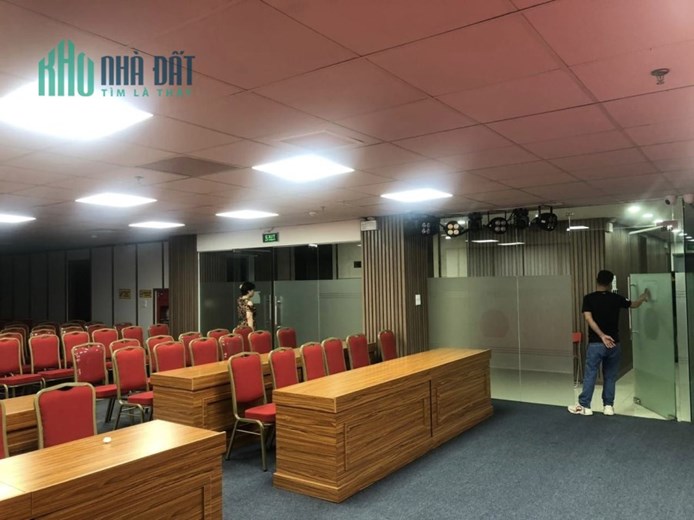 Bán tòa nhà văn phòng 10 tầng mặt phố Bà Triệu 278m2, MT 9.8m, 189 tỷ