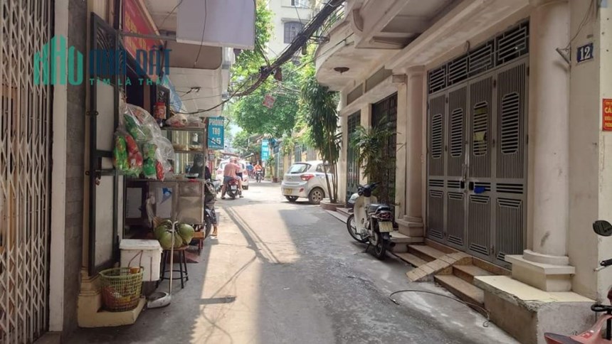 Tôi cần bán nhà Khương Hạ 38m ô tô đỗ cửa vào nhà cách mặt phố 20m vừa ở vừa kinh doanh giá 6,3 tỷ