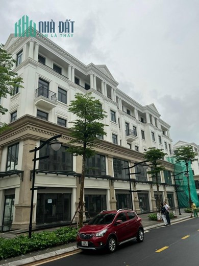 Cắt lỗ 25% vào giá gốc căn Shophouse 5 tầng Vinhomes Gia Lâm