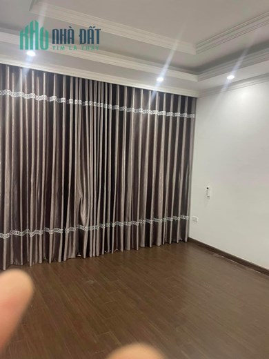 XEM NGAY-NHÀ HIẾM NGÕ 89 PHỐ LẠC LONG QUÂN-OTO TRÁNH 5M-35M2x6 TẦNG-CHỈ 5,4 TỶ