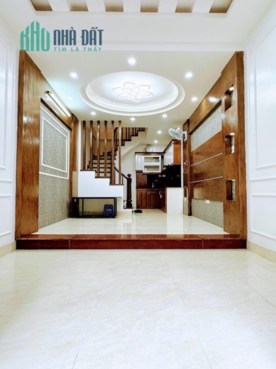 Chính chủ cần bán gấp nhà Lê Thanh NGhị, Hai bà Trưng, gần phố, 42m2, giá nhỉnh 4 tỉ