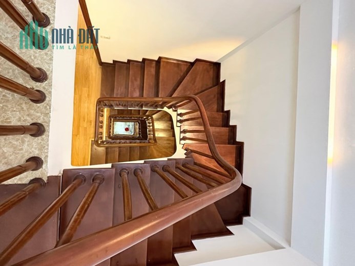 Chính chủ cần bán gấp nhà Lê Thanh NGhị, Hai bà Trưng, gần phố, 42m2, giá nhỉnh 4 tỉ