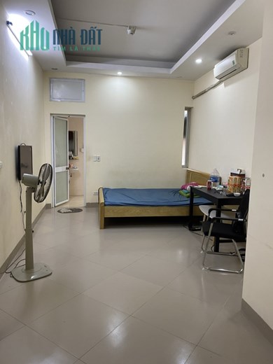 Cho thuê nhà số 8 ngách 15/32 Thổ Quan, Đống Đa; 4,5tr/th; 0384956217