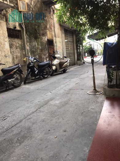 Bán nhà phố Đại La, Hai Bà Trưng, gần phố, ba gác đỗ cửa, ở ngay, 40m2, 4 tầng , giá 4 tỉ 4