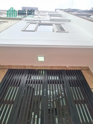 Bán nhà phố Đại La, Hai Bà Trưng, gần phố, ba gác đỗ cửa, ở ngay, 40m2, 4 tầng , giá 4 tỉ 4