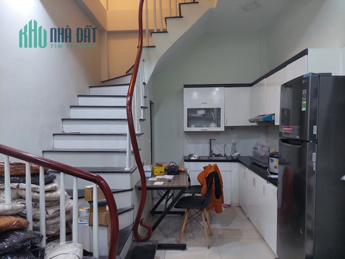 BÁN NHÀ TAM TRINH Ô TÔ ĐỖ CỬA KINH DOANH ĐỈNH 38Mx4 TẦNG GIÁ NHỈNH 3 TỶ