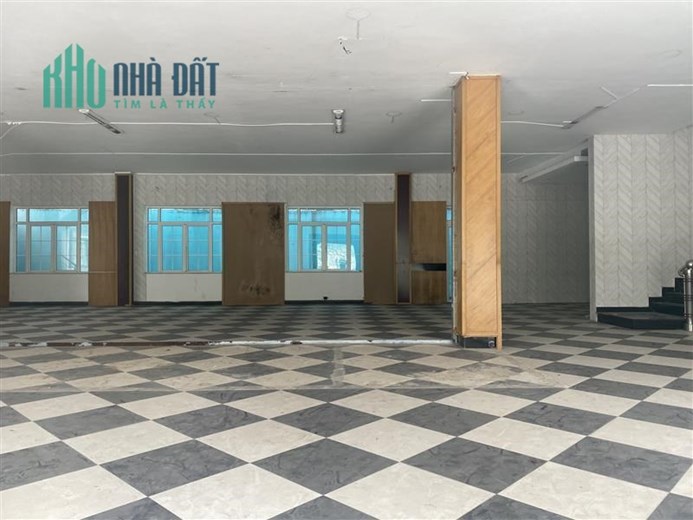 Cho Thuê MT VIP Lê Văn Lượng, Gò Vấp- 10x25m vỉa hè rọng 10m.