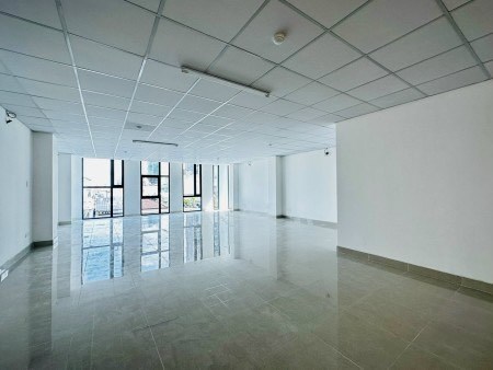 Cho Thuê MT VIP Lê Văn Lượng, Gò Vấp- 10x25m vỉa hè rọng 10m.