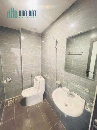 Bán nhà đẹp dòng tiền 2 thoáng Láng Hạ, Đống Đa 40 m 4 tầng giá 6.4 tỷ