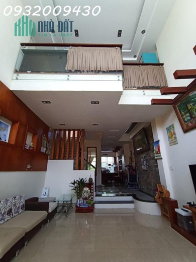 Nhà 4 tầng oto đỗ cửa 2 mặt tiền - Bùi Văn Ba - Tân Thuận Đông - Quận 7 . 70m2 giá 6 tỷ nhỉnh .