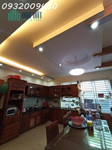 Nhà 4 tầng oto đỗ cửa 2 mặt tiền - Bùi Văn Ba - Tân Thuận Đông - Quận 7 . 70m2 giá 6 tỷ nhỉnh .